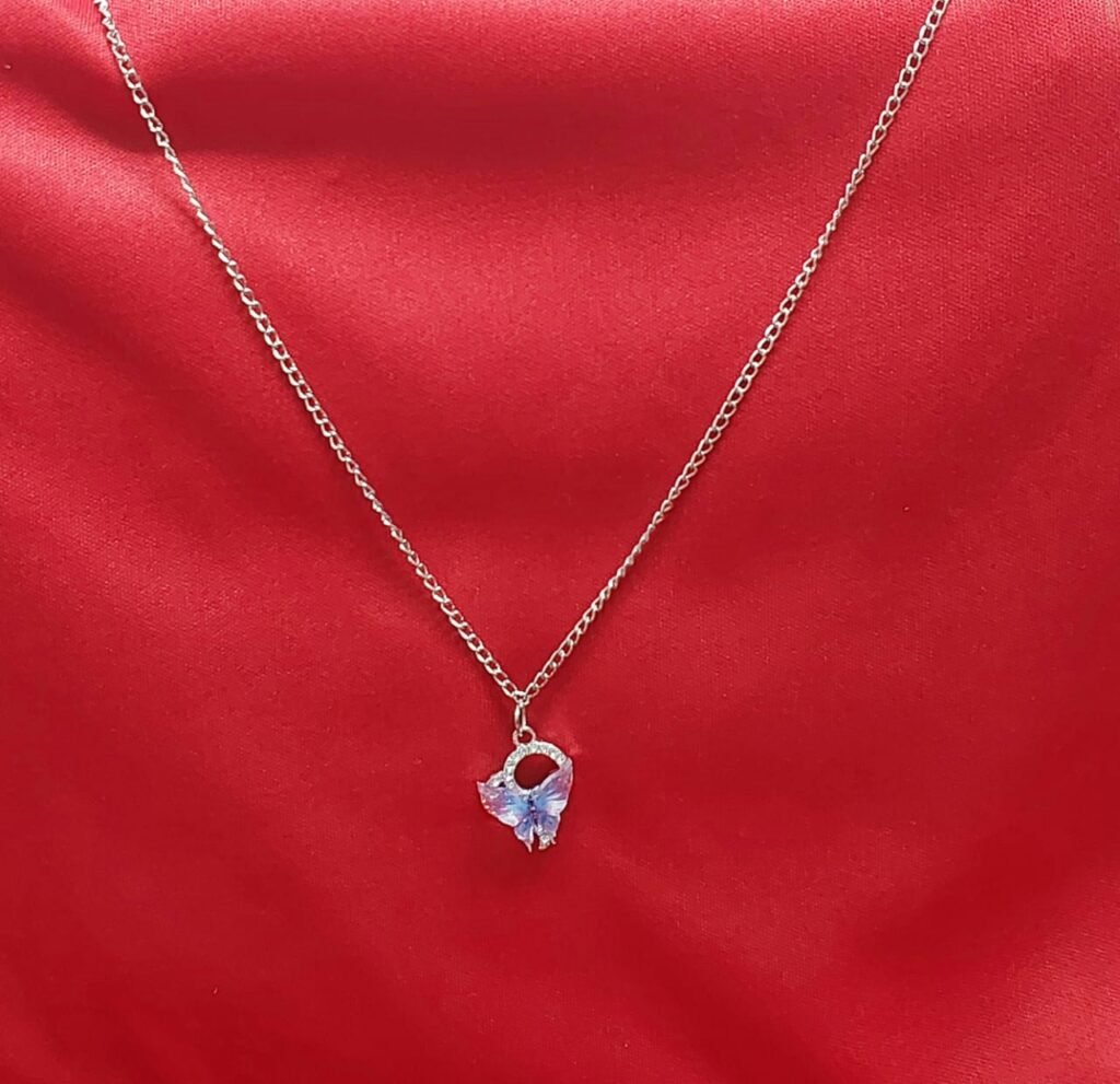 1746817479-WhatsApp20Image202025-05-0820at2010.02.5220PM203.jpeg سلسلة كاجوال فضي بدلاية