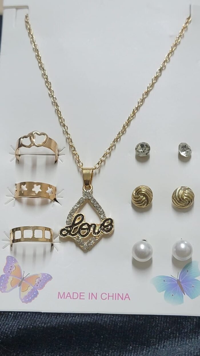 طقم اكسسوارات بناتي سلسلة LOVEمرصعة + 3 خواتم + 3 حلقان