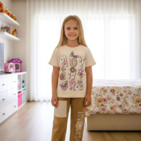 بيجاما بناتي تيشيرت نص كم وبنطلون خامة ليكرا قطن ناعمة مريحة بتصميم عصري مناسبة للنوم والبيت