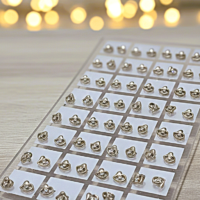 Gemini_Generated_Image_9ucczn9ucczn9ucc 3 اقراط بناتي على شكل قلب