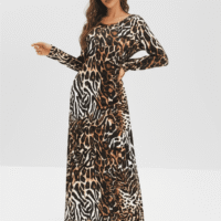 Gemini_Generated_Image_c49ae1c49ae1c49a فستان تيجر جريئ وانيق، مع تصميم طويل ومريح يجمع بين الأناقة والطابع العصري