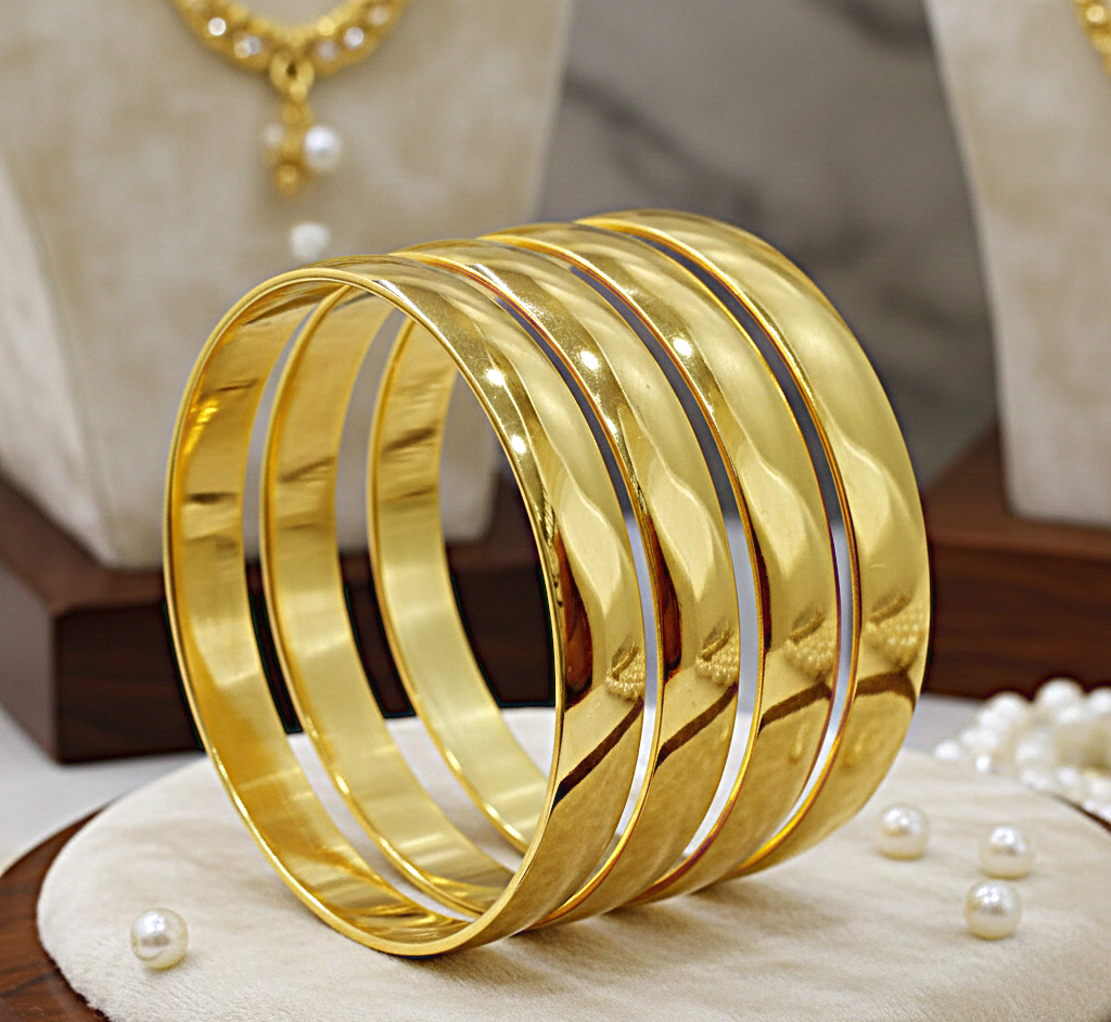 2 غوايش أنيقة بلمسة ذهبية لامعة تضيف لجمالك لمسة فخامة لا تُقاوم