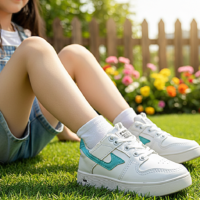 Gemini_Generated_Image_idn2utidn2utidn2 كوتشي بناتي خامات عاليه الجودة يجمع بين الشياكة العصرية والجودة الفائقة