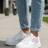 Gemini_Generated_Image_lu0af9lu0af9lu0a حذاء رياضي كاجوال للنساء -خفيف الوزن- خامات طبيعيه