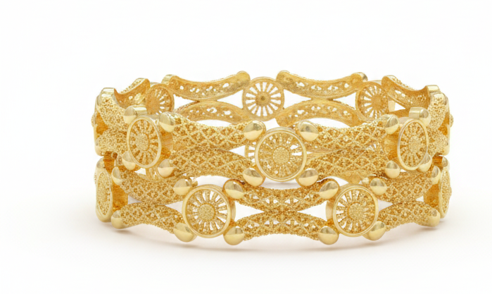 2غوايش ذهبية مزخرفة بتصميم تقليدي أنيق