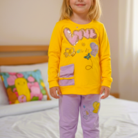 بيجاما بناتي  تيشيرت كم وبنطلون خامة ليكرا قطن ناعمة مريحة بتصميم عصري مناسبة للنوم والبيت