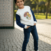 Gemini_Generated_Image_gjhdz6gjhdz6gjhd تيشيرت "الكتكوت الذكي" - مزيج من الدفء والأناقة لطفلك! 🐥☂️