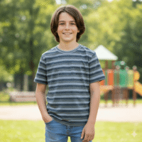 Gemini_Generated_Image_vv1boqvv1boqvv1b تيشيرت عصري بخطوط أنيقة، يجمع بين الأناقة والراحة ياقة دائرية كم قصير