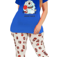 بيجامة نسائية بتصميم كاجوال الوان زاهية ومريحة  و طبعه كرتونية مبهجه.