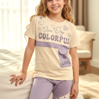 Gemini_Generated_Image_7klek7klek7klek7 بيجاما بناتي بطباعة لطيفة تيشيرت نص كم وبنطلون خامة ليكرا قطن ناعمة مريحة بتصميم عصري مناسبة للنوم والبيت