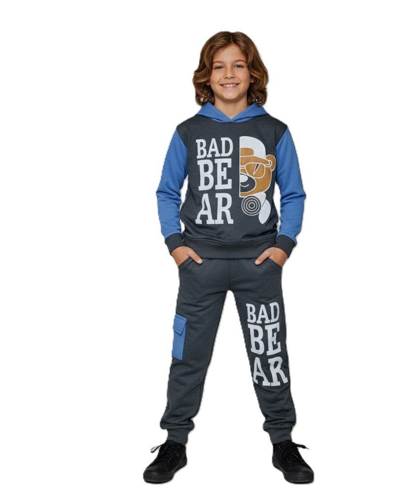 طقم بيجامة للاولاد مكون من قطعتين مكون من سويت شيرت بغطاء للرأس واكمام طويلة وبنطلون مطبوع