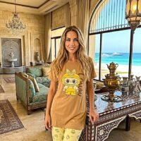 **بيجاما حريمي لابوبو قطعتين تيشرت نصف كم وبنطلون مثالية للخفة و المرح**