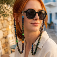 . سلسلة نظارة طبية وشمسية من احجار النرد الأناقة العصرية والعملية المطلقة